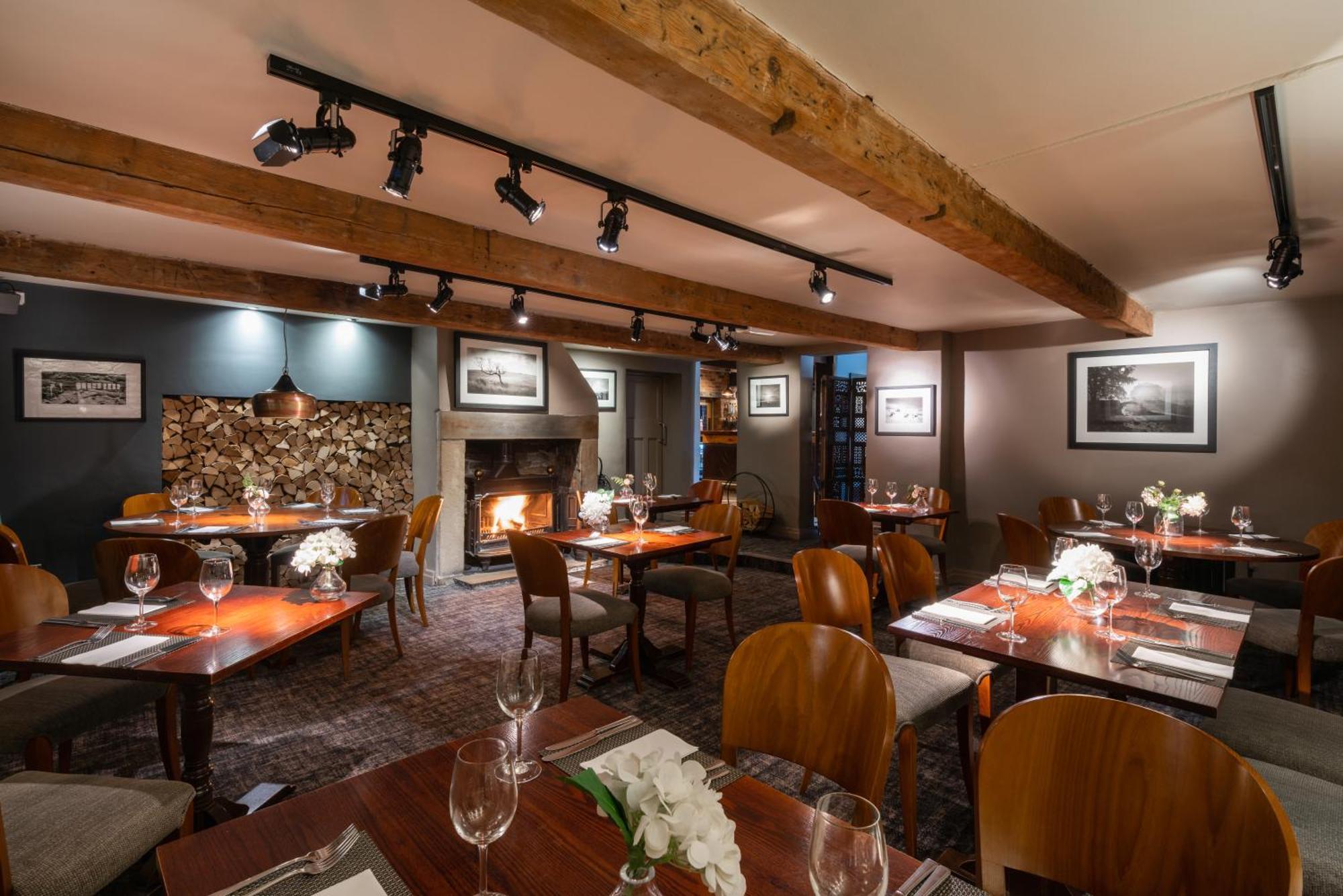 The White Hart At Lydgate Hotel Oldham Exterior photo